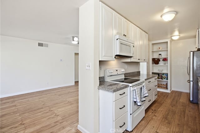 2386 E Del Mar Boulevard 111, Pasadena, CA 91107 — photo 9 of 37