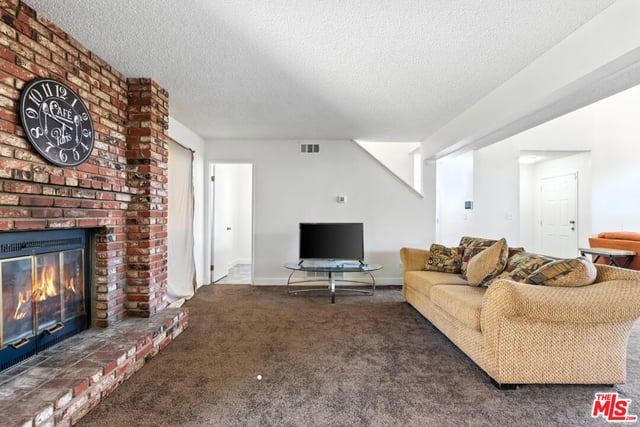 1655 E Avenue K, Lancaster, CA 93535 — photo 10 of 30