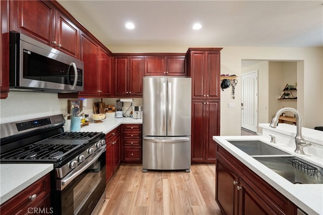 28453 Casselman Lane, Saugus, CA 91350 — photo 10 of 32