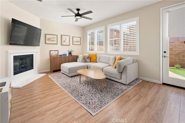 28453 Casselman Lane, Saugus, CA 91350 — photo 5 of 32
