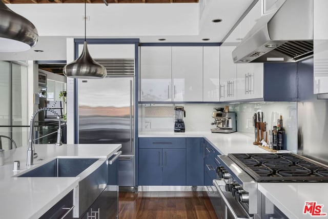 2120 Narcissus Court, Venice, CA 90291 — photo 19 of 37
