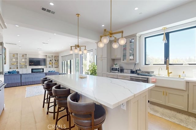 276 Capri, Simi Valley, CA 93065 — photo 15 of 36