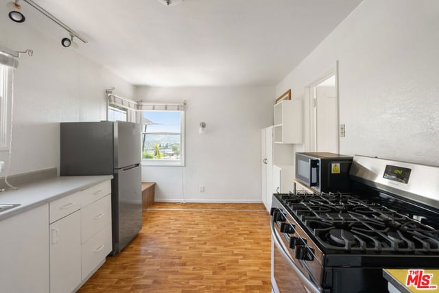 3104 Roderick Place, Los Angeles, CA 90065 — photo 11 of 31