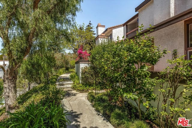 17173 Palisades Circle, Pacific Palisades, CA 90272 — photo 37 of 41
