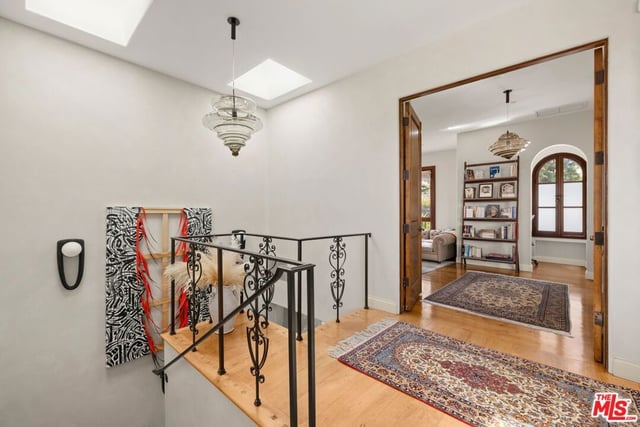 1214 Beverly View Drive, Beverly Hills, CA 90210 — photo 12 of 23