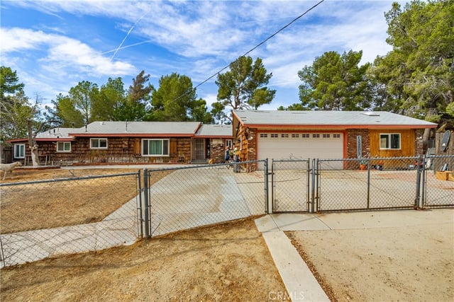 34920 Cheseboro, Palmdale, CA 93552 — photo 3 of 46