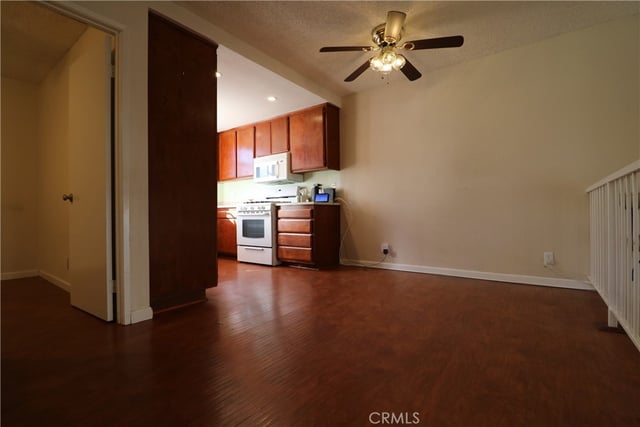 27644 Nugget 1, Canyon Country, CA 91387 — photo 9 of 32