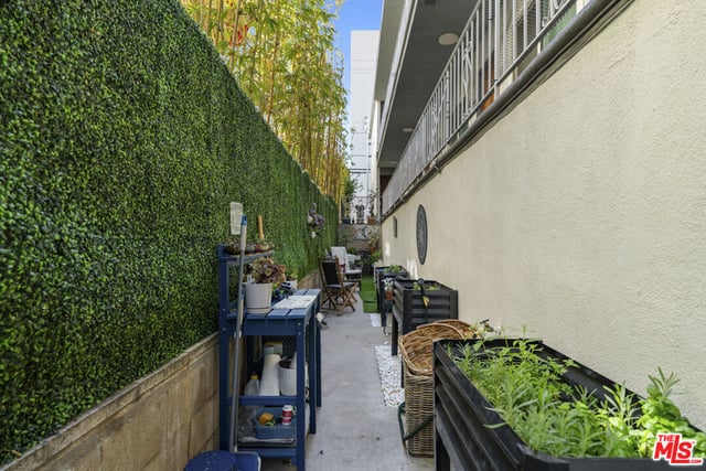 1333 14th Street 11, Santa Monica, CA 90404 — photo 21 of 23