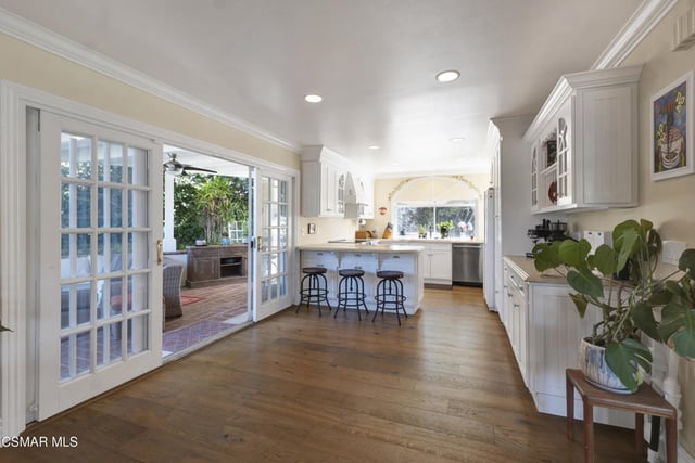 3948 Royal Glen Court, Westlake Village, CA 91361 — photo 7 of 49