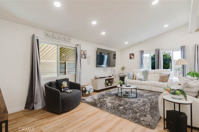 15455 Glenoaks Boulevard 272, Sylmar, CA 91342 — photo 13 of 41