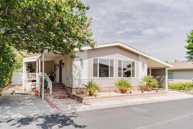 15455 Glenoaks Boulevard 272, Sylmar, CA 91342 — photo 3 of 41