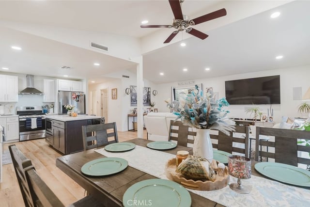 15455 Glenoaks Boulevard 272, Sylmar, CA 91342 — photo 7 of 41