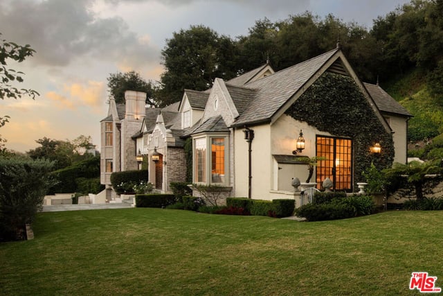 10950 Bellagio Road, Los Angeles, CA 90077 — photo 4 of 55