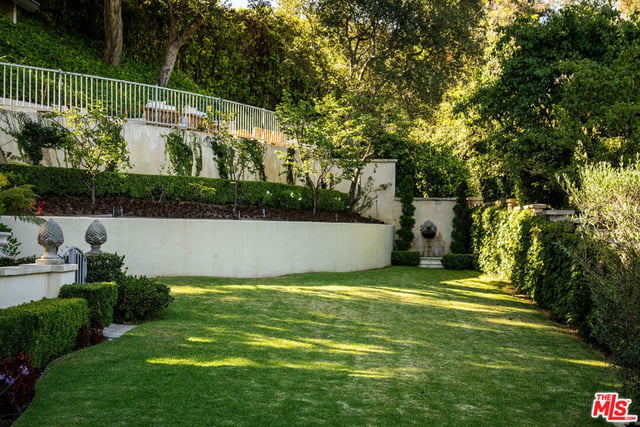 10950 Bellagio Road, Los Angeles, CA 90077 — photo 5 of 55