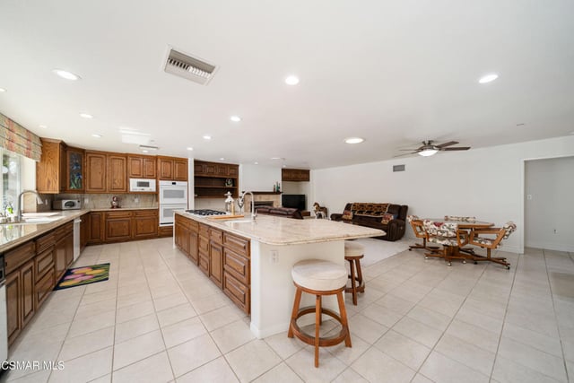 587 Calle Sequoia, Thousand Oaks, CA 91360 — photo 10 of 75