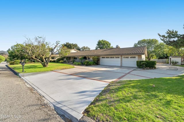 587 Calle Sequoia, Thousand Oaks, CA 91360 — photo 3 of 75