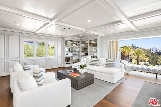9302 Nightingale Drive, Los Angeles, CA 90069 — photo 13 of 31