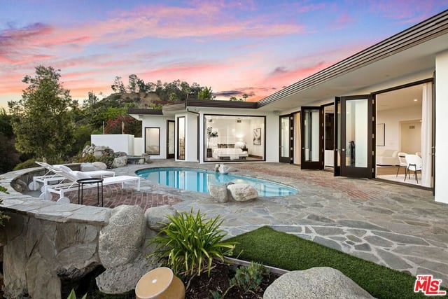 9302 Nightingale Drive, Los Angeles, CA 90069 — photo 27 of 31