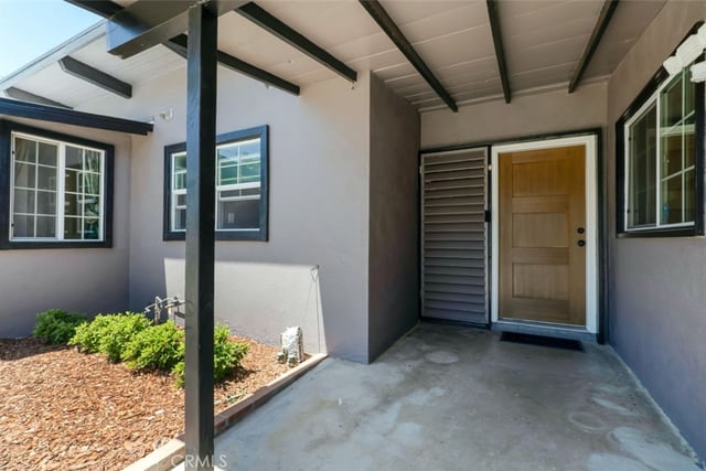 18027 Hatton Street, Reseda, CA 91335 — photo 3 of 46