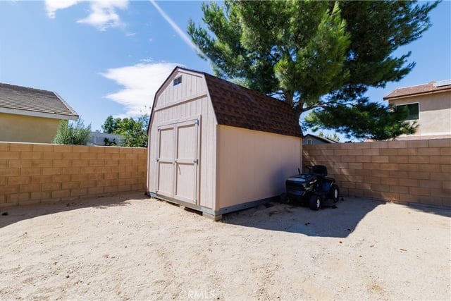 5829 Spice Street, Lancaster, CA 93536 — photo 42 of 48