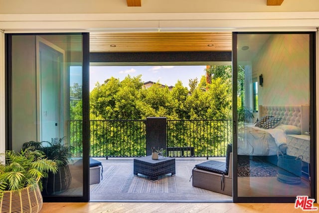 4145 Tujunga Avenue, Studio City, CA 91604 — photo 17 of 19