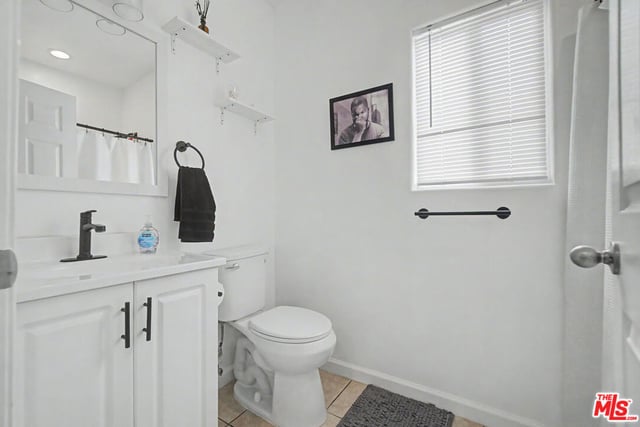 12045 Rives Avenue, Downey, CA 90242 — photo 12 of 26