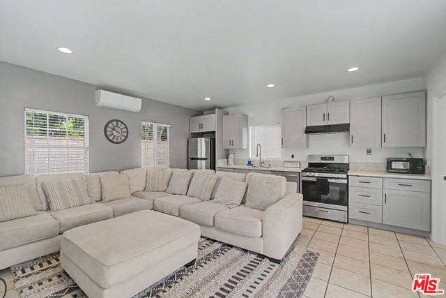 12045 Rives Avenue, Downey, CA 90242 — photo 17 of 26