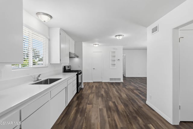 1447 Alexander Street, Simi Valley, CA 93065 — photo 11 of 29