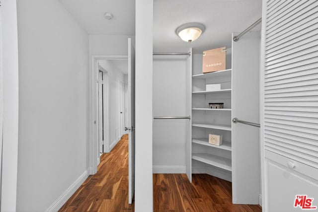 8530 Holloway Drive 303, West Hollywood, CA 90069 — photo 10 of 22