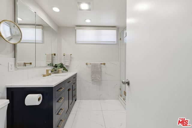 5220 Mary Ellen Avenue, Sherman Oaks, CA 91401 — photo 34 of 53