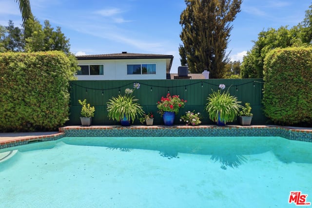 5220 Mary Ellen Avenue, Sherman Oaks, CA 91401 — photo 41 of 53