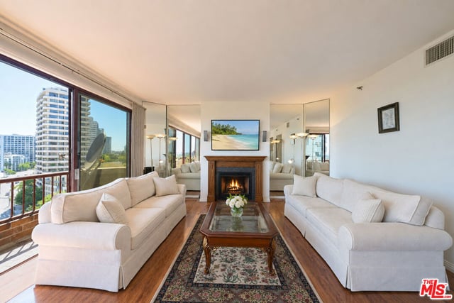 10550 Wilshire Boulevard 1001, Los Angeles, CA 90024 — photo 5 of 34