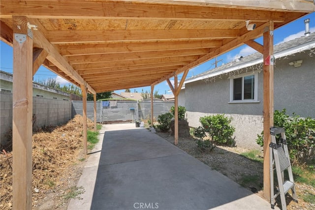 8811 Mary Avenue, Los Angeles, CA 90002 — photo 13 of 26