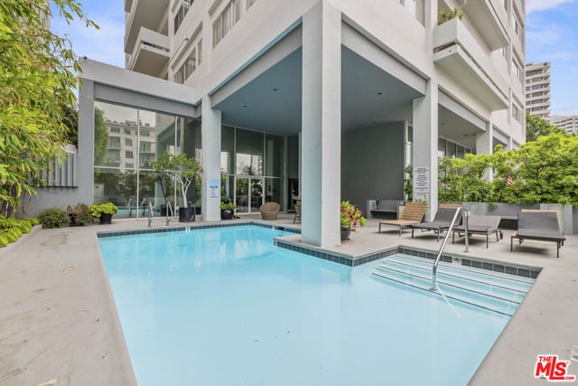 10701 Wilshire Boulevard 2202, Los Angeles, CA 90024 — photo 31 of 41
