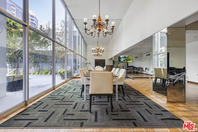 10701 Wilshire Boulevard 2202, Los Angeles, CA 90024 — photo 32 of 41