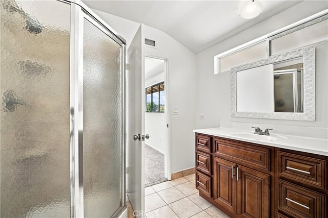 16451 Knapp St, North Hills, CA 91343 — photo 19 of 40