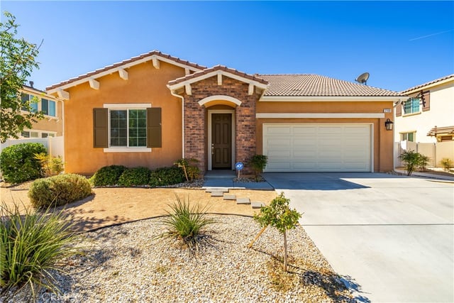 2108 Cork Oak Street, Palmdale, CA 93551 — photo 6 of 51