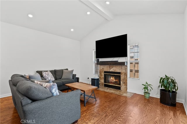20230 Keswick 3, Winnetka, CA 91306 — photo 4 of 19