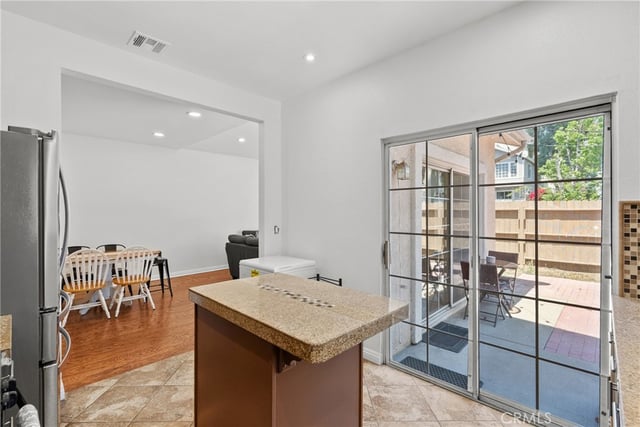 20230 Keswick 3, Winnetka, CA 91306 — photo 6 of 19