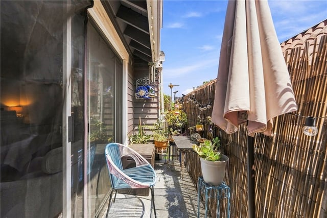 6926 Kester Avenue 2, Los Angeles, CA 91405 — photo 17 of 40
