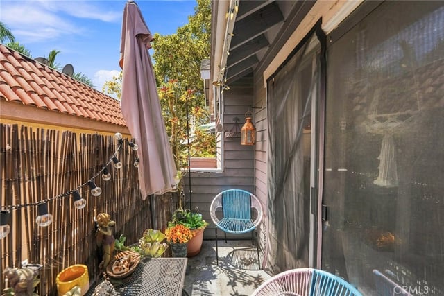 6926 Kester Avenue 2, Van Nuys, CA 91405 — photo 18 of 40