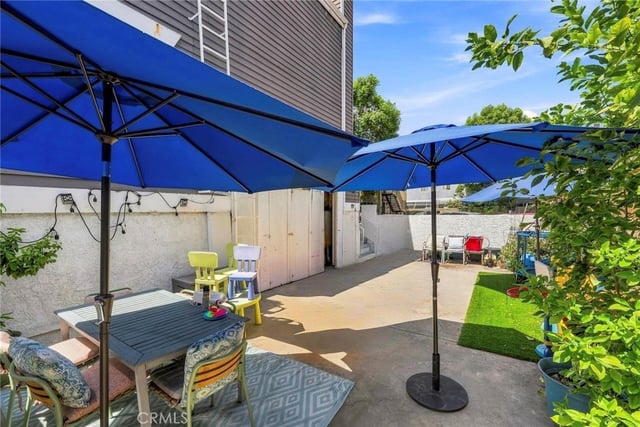 6926 Kester Avenue 2, Van Nuys, CA 91405 — photo 37 of 40