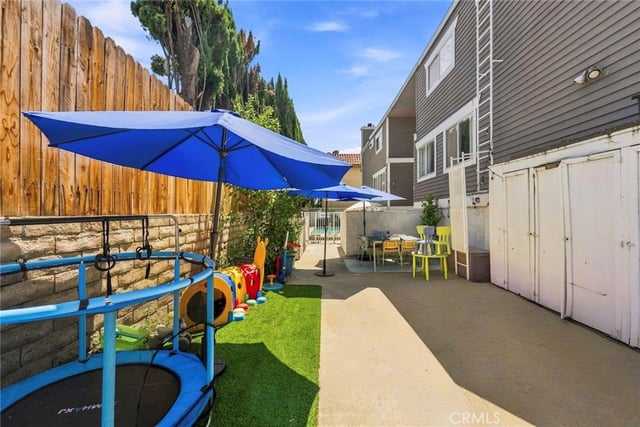 6926 Kester Avenue 2, Van Nuys, CA 91405 — photo 38 of 40