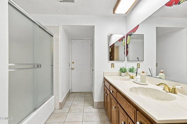 560 N 6th Street, Santa Paula, CA 93060 — photo 18 of 54