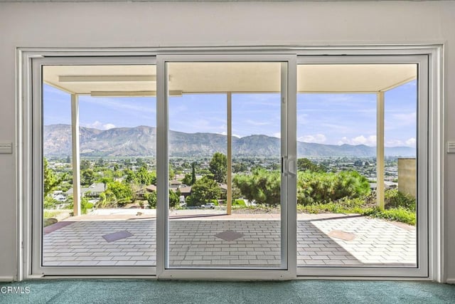 560 N 6th Street, Santa Paula, CA 93060 — photo 34 of 54