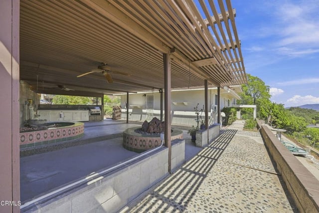 560 N 6th Street, Santa Paula, CA 93060 — photo 47 of 54