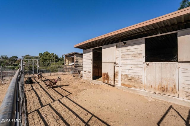 1039 Nonchalant Drive, Simi Valley, CA 93065 — photo 43 of 64
