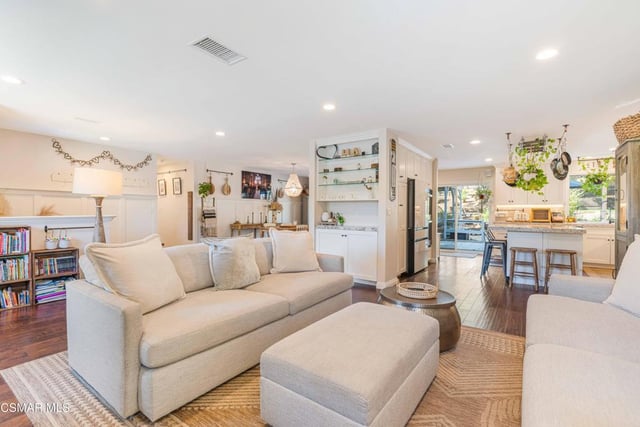 1039 Nonchalant Drive, Simi Valley, CA 93065 — photo 8 of 64