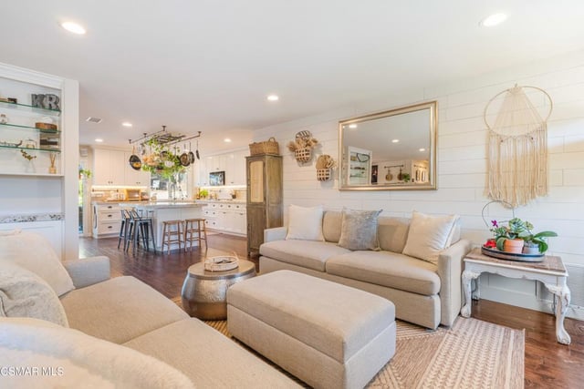1039 Nonchalant Drive, Simi Valley, CA 93065 — photo 9 of 64