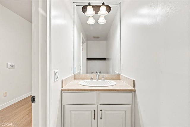 8555 Cashio St APT 101, Los Angeles, CA 90035, Los Angeles, CA 90035 — photo 17 of 26